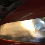 マツダＲＸ－８のクラックが発生したヘッドライト