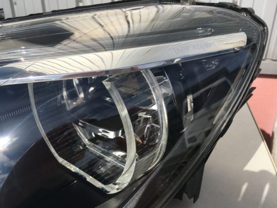 BMW6のヘッドライト黄ばみクラックリペア施工後 (4)