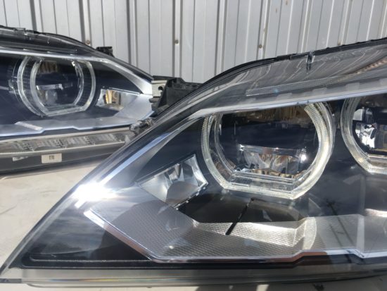 BMW6のヘッドライト黄ばみクラックリペア施工後 (7)